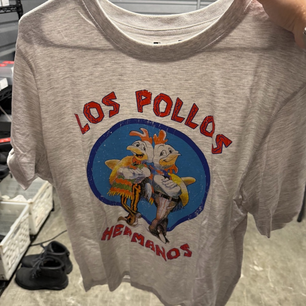 Los Pollos Hermanos Graphic Tee - Light Gray